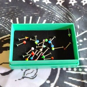 Body Piercing Labret Jewelry 20 Piece NWOT